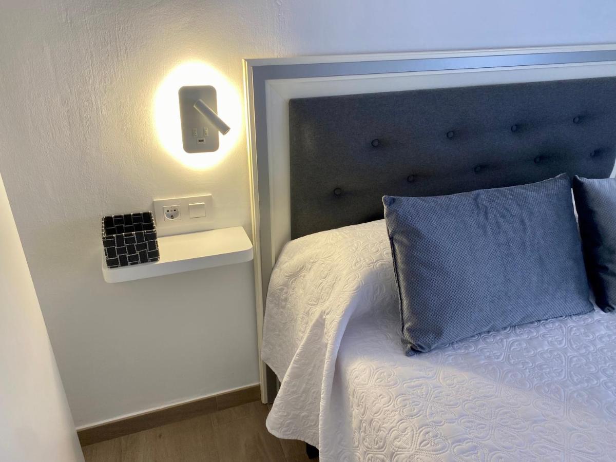 Apartament Casa Godoy Caces Zewnętrze zdjęcie